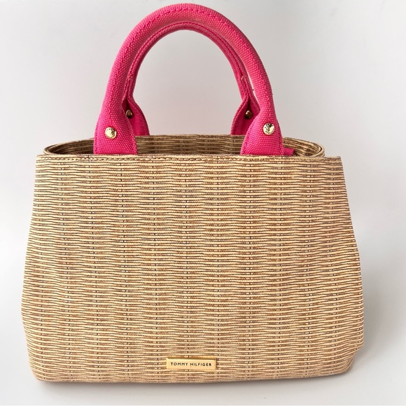 Tommy Hilfiger Preppy Jolene Printed Straw w/ Printed Stripes Pink Handbag - Picture 3 of 16